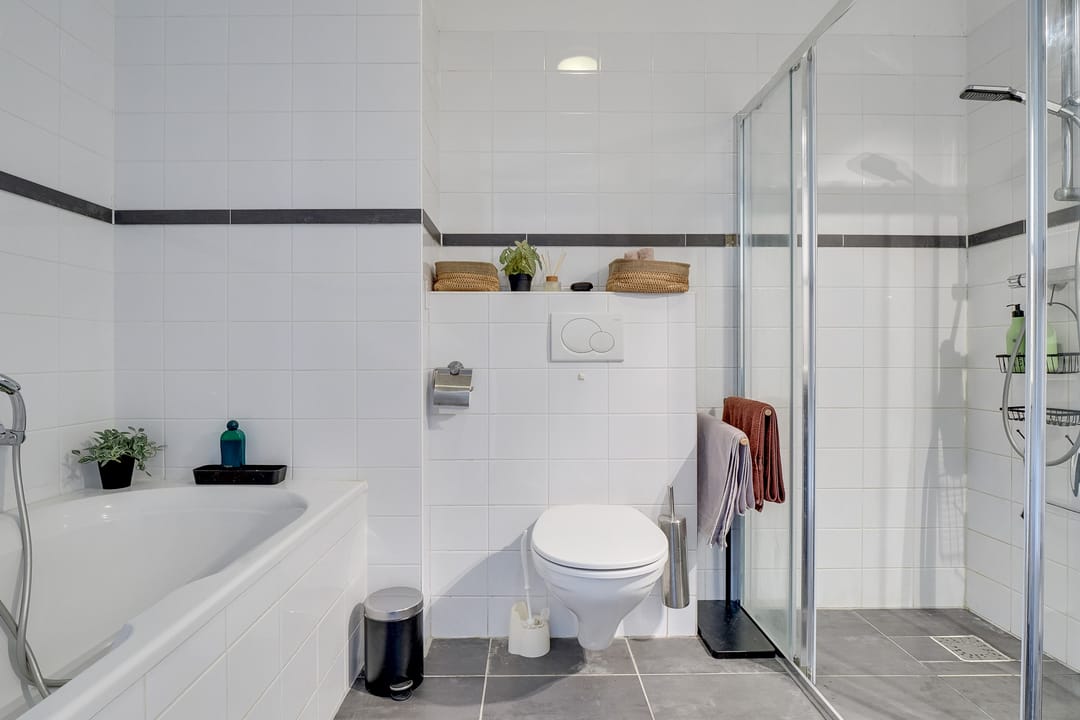 Spacious Waterfront Townhouse with Five Bedrooms in Terwijde-Oost — 31