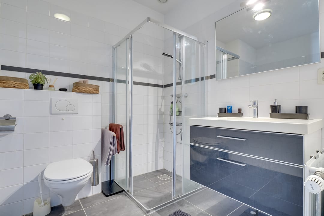 Spacious Waterfront Townhouse with Five Bedrooms in Terwijde-Oost — 30