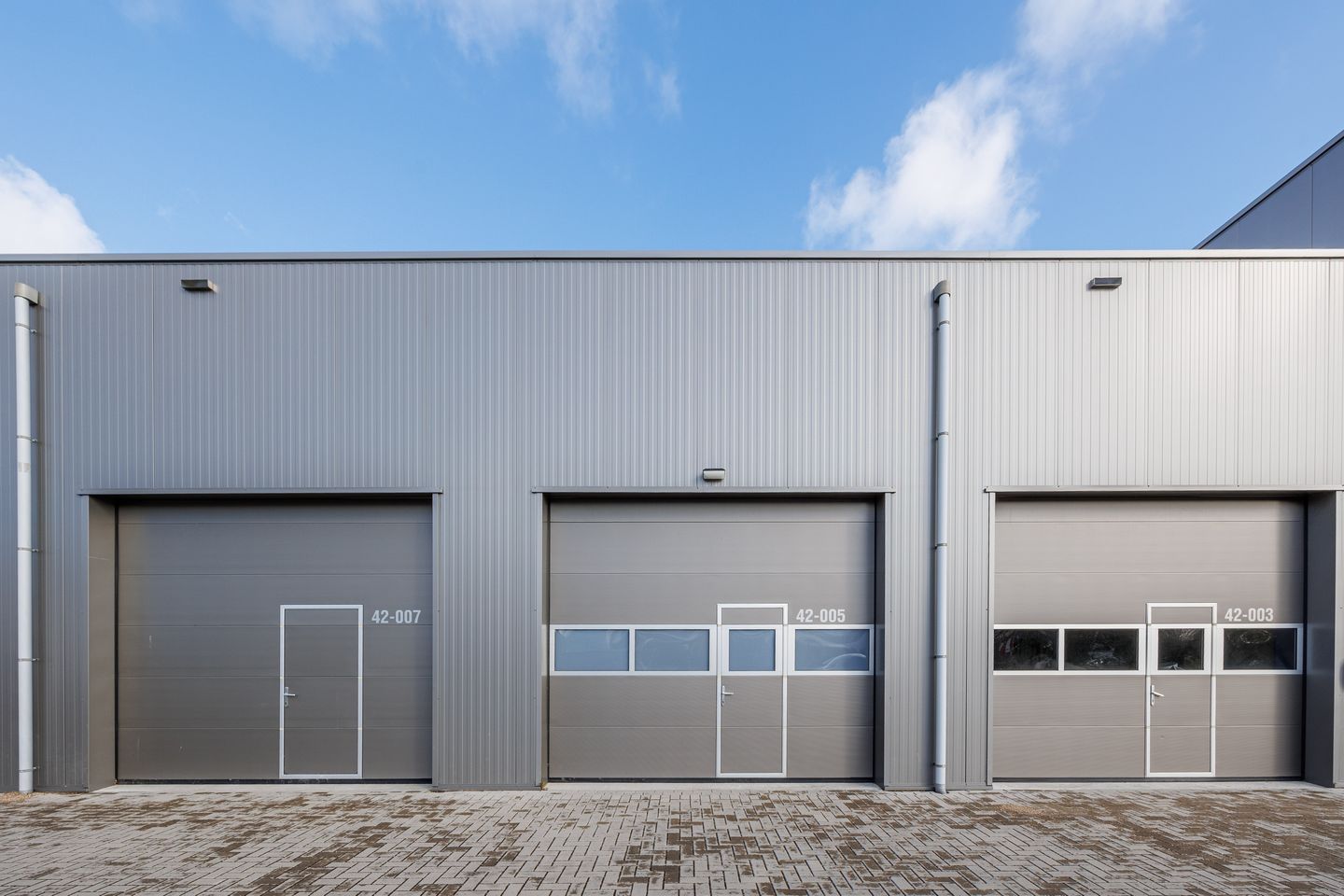 Bekijk foto 1 van Kerkstraat 42-005