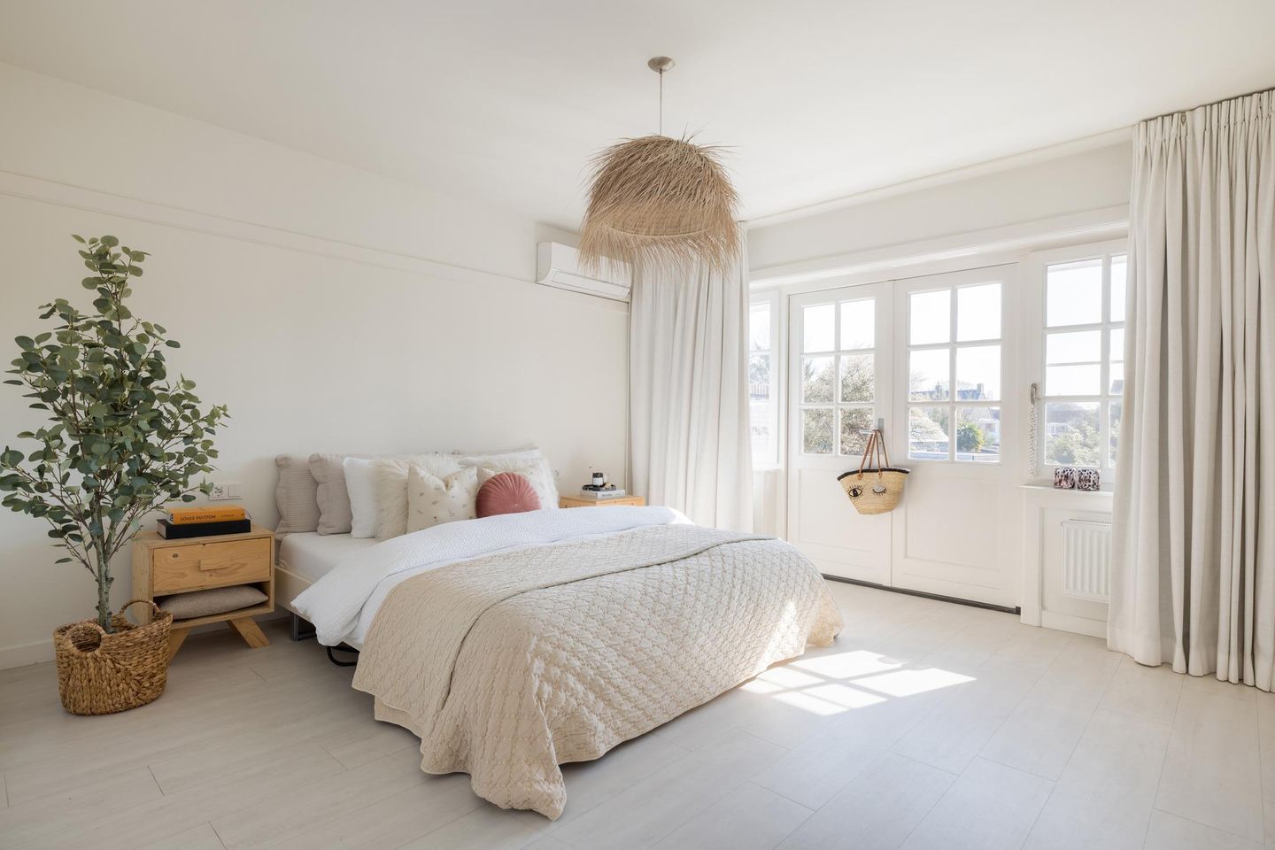 Photo 4 of Pauwlaan 9