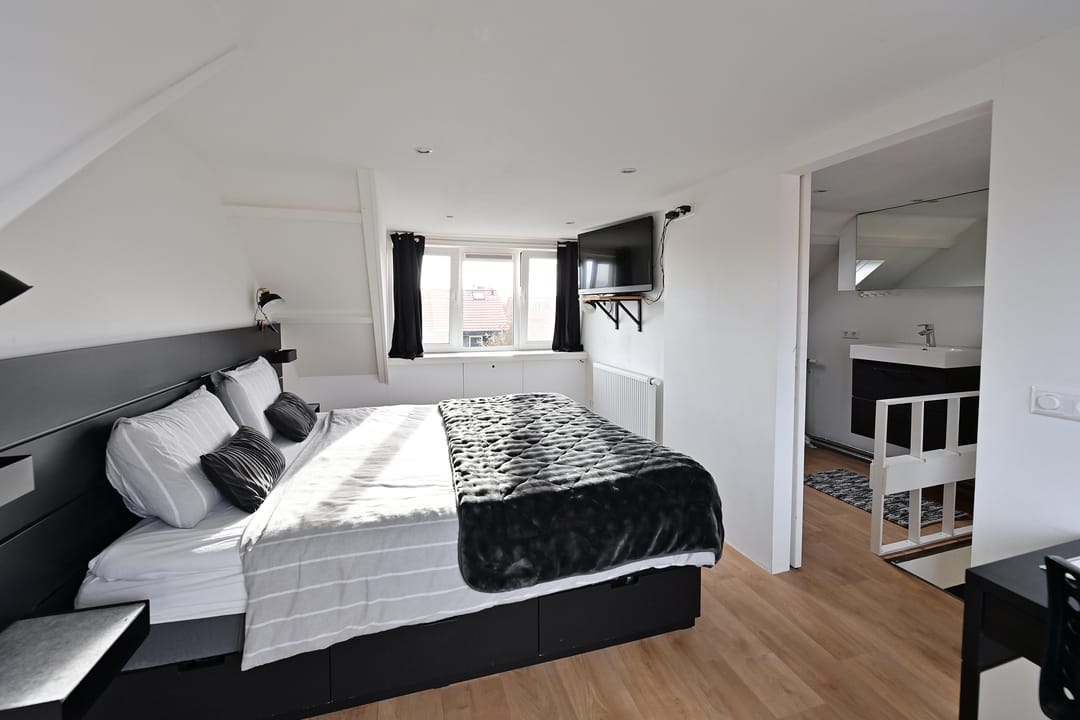 Photo 16 of Curiestraat 28