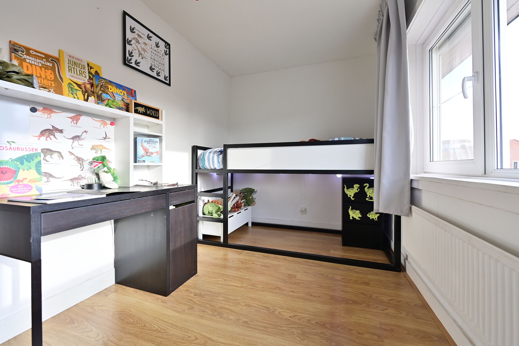 Photo 12 of Curiestraat 28