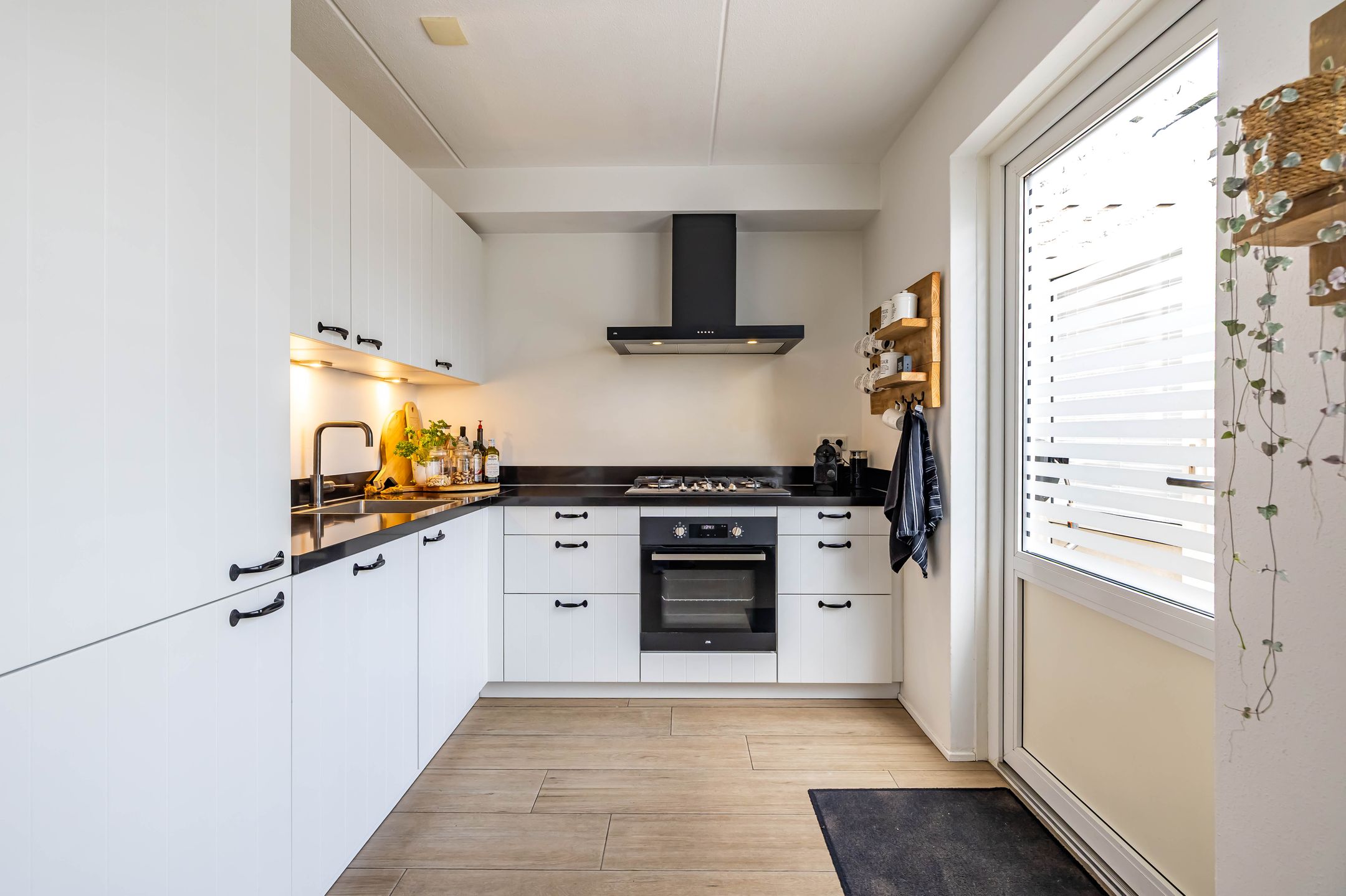 Foto 3 van Stelmaker 21