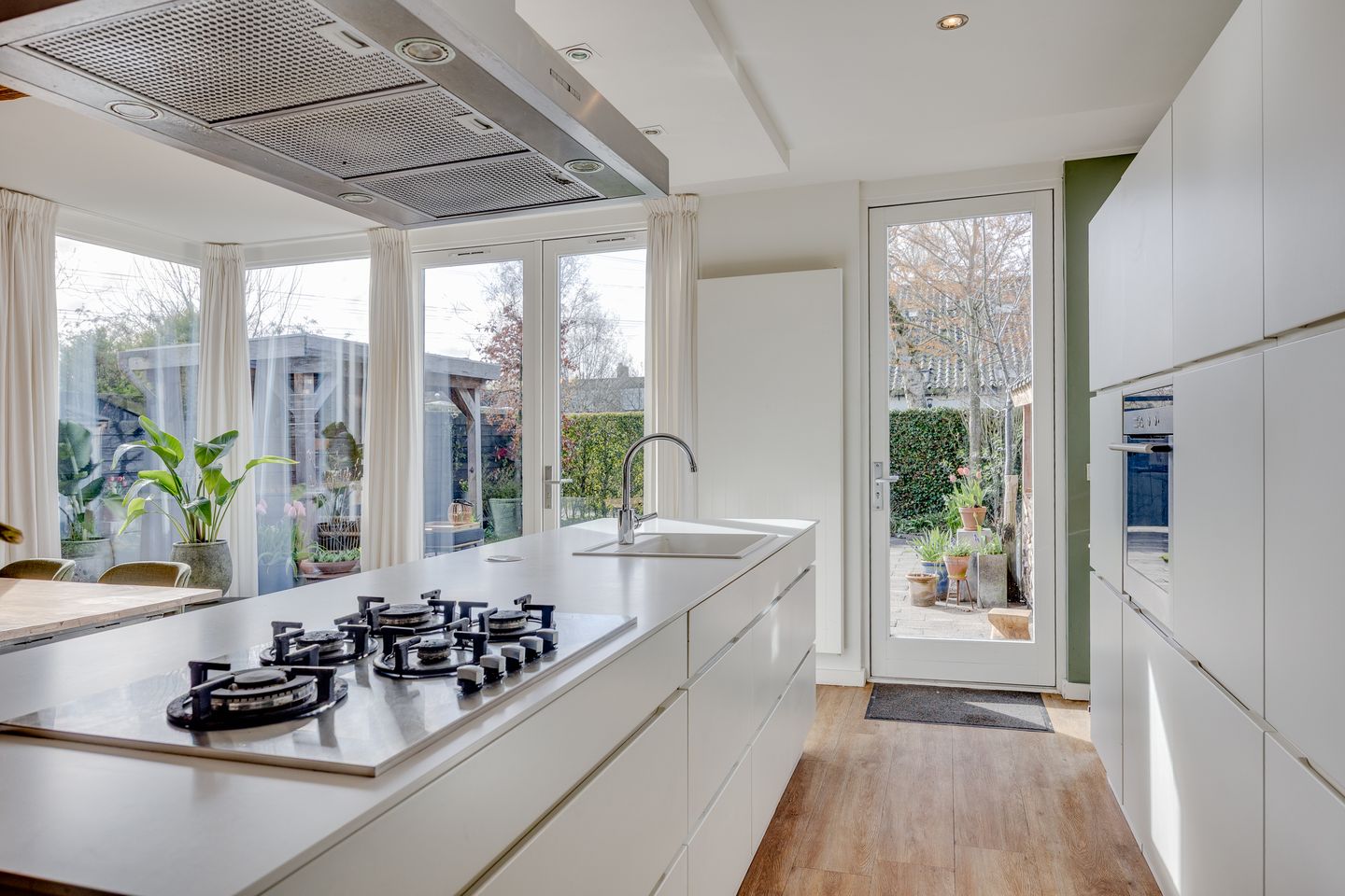 Foto 10 van P.N. Kruiswijkstraat 38