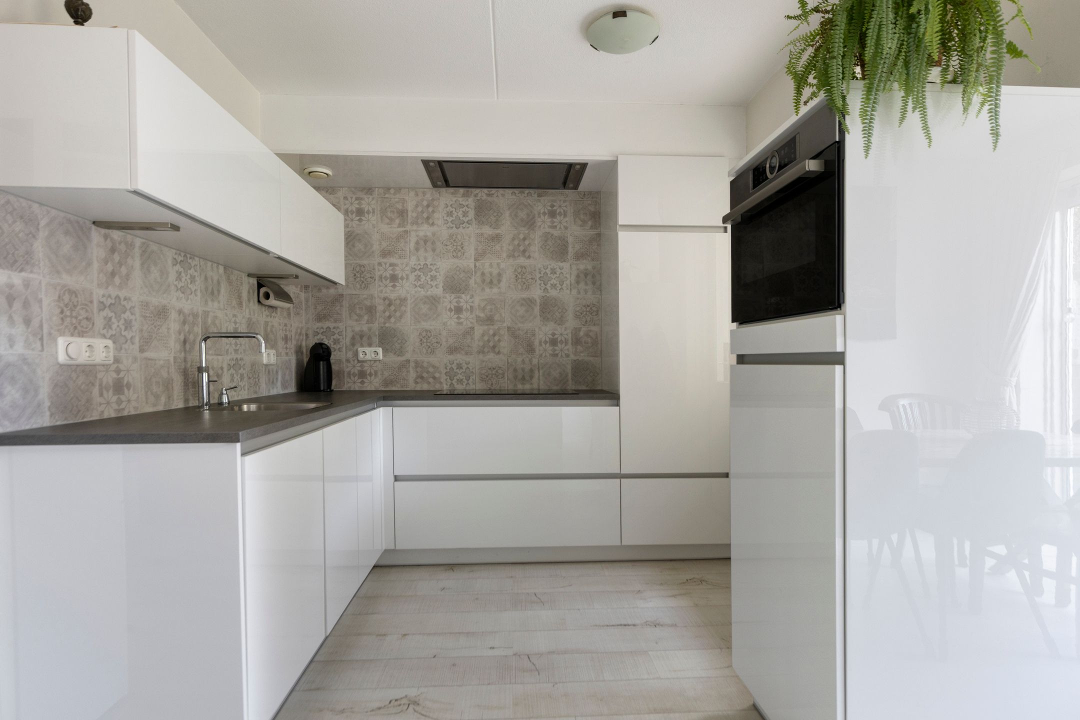 Extended Semi-Detached Family Home with Garage and Sunny Garden — 15