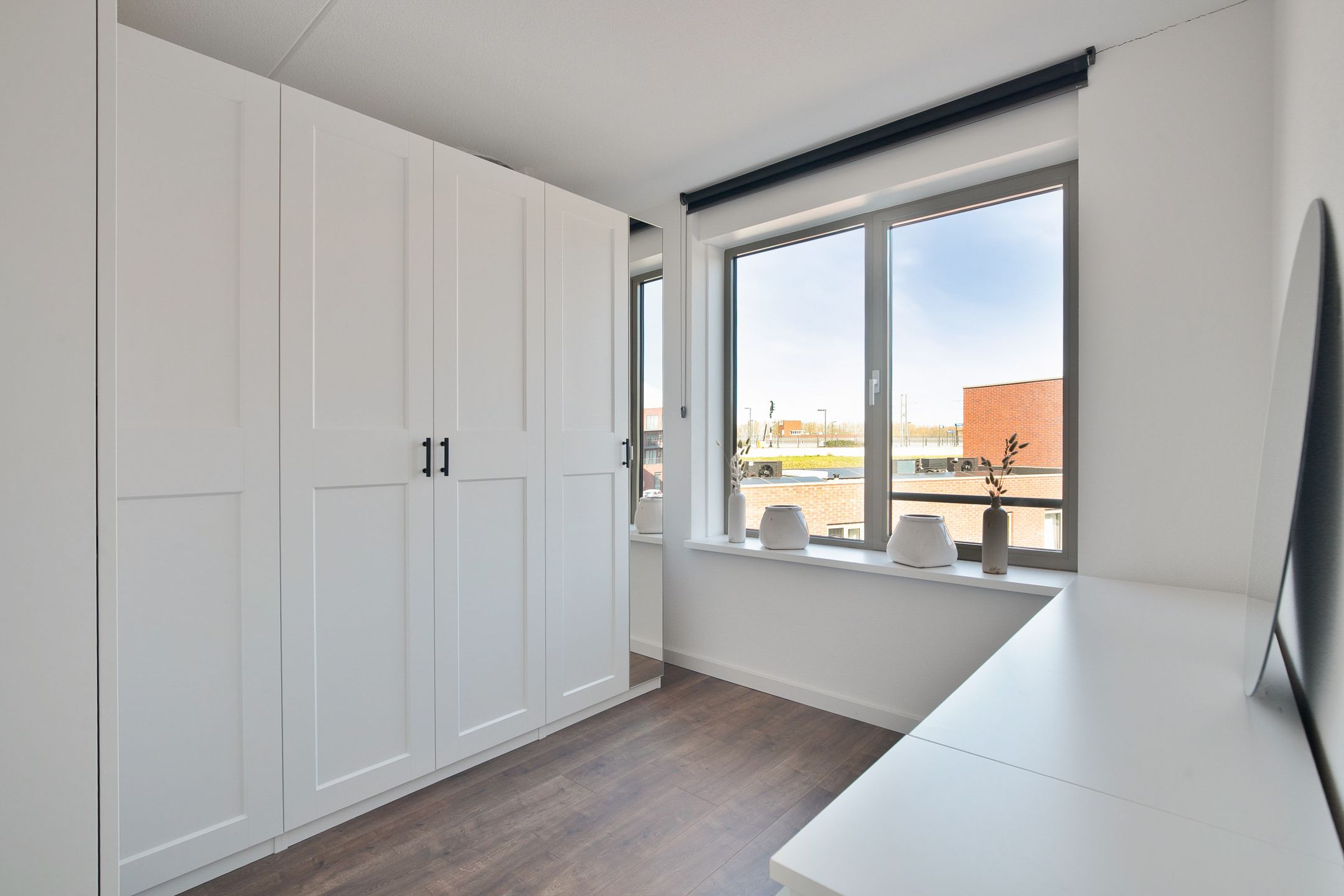 Virtually new energy-efficient terraced home with 2 living rooms in Dronten — 19