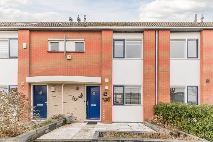 Photo 4 of Claude Debussystraat 140