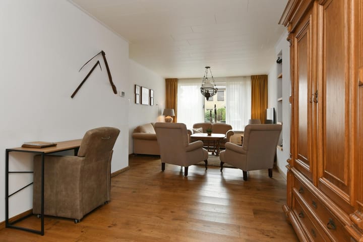 Foto 4 van Emmastraat 8