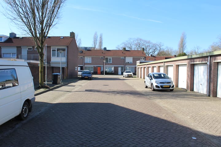 Photo 4 of Salomon de Braystraat 63
