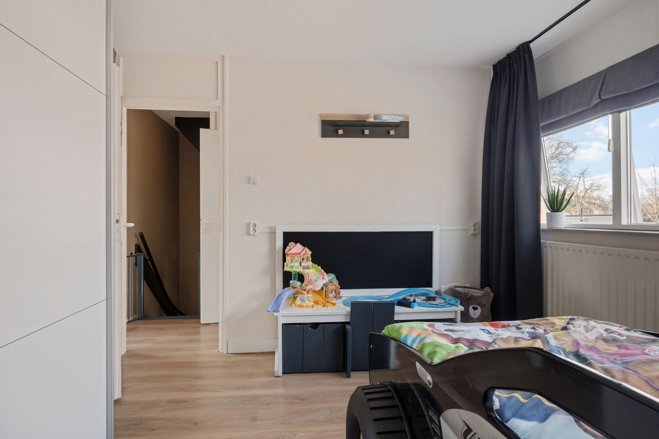 Foto 30 van Titanstraat 6