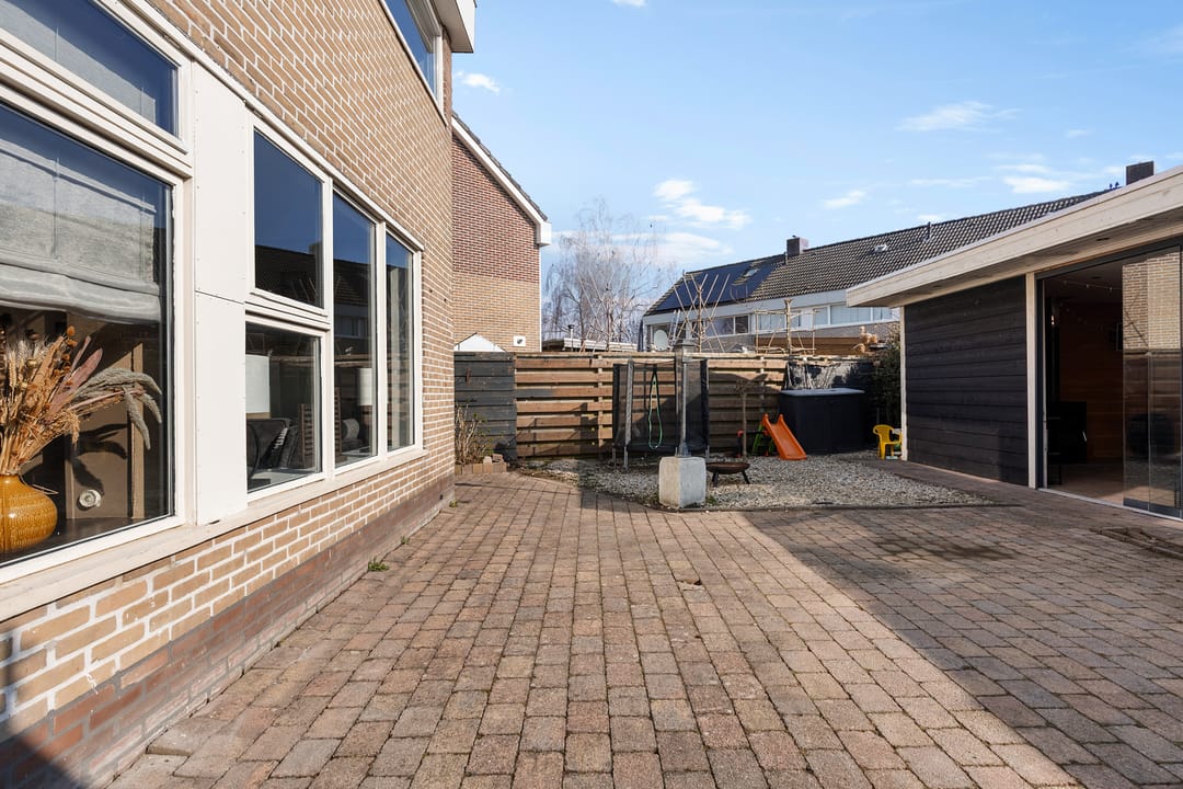 Foto 37 van Titanstraat 6