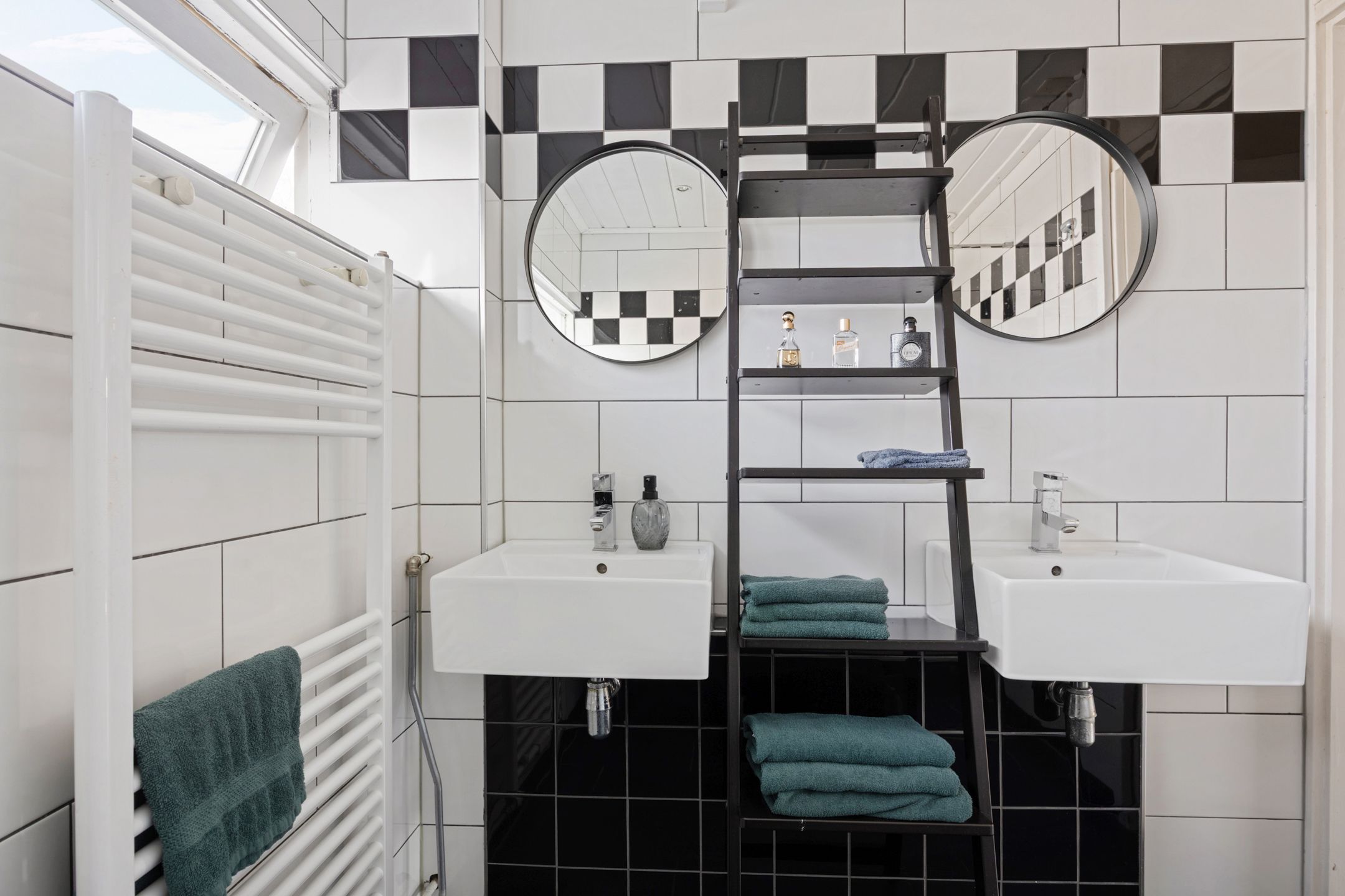 Foto 24 van Titanstraat 6