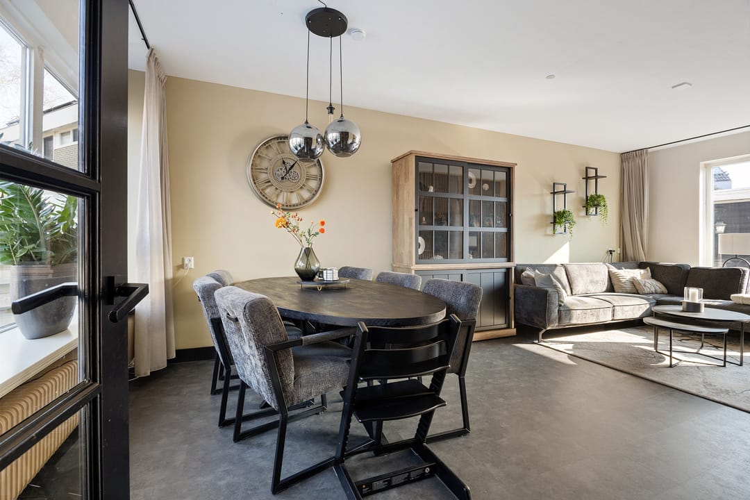 Foto 11 van Titanstraat 6