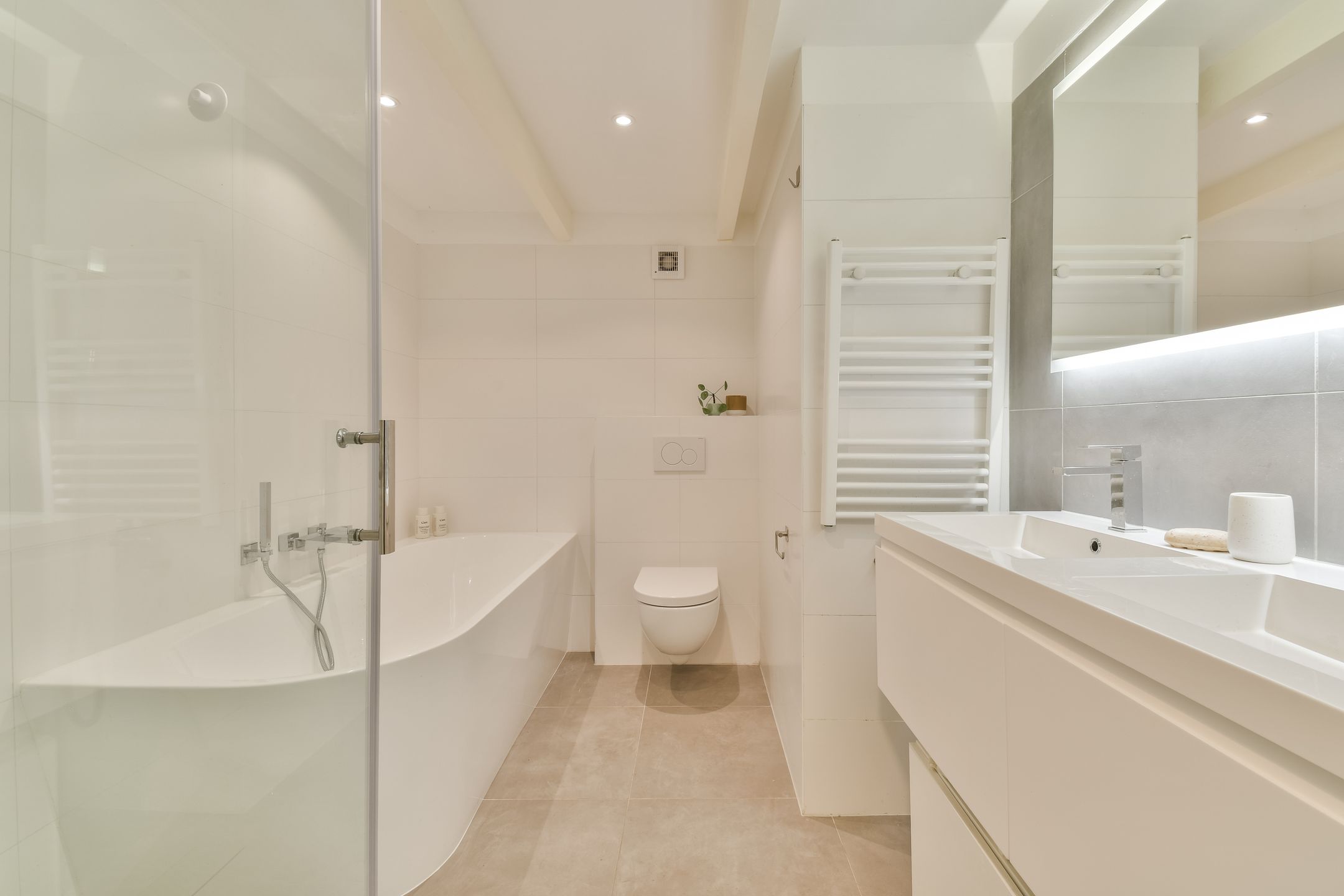 Foto 15 van Cornelis Anthoniszstraat 8-H