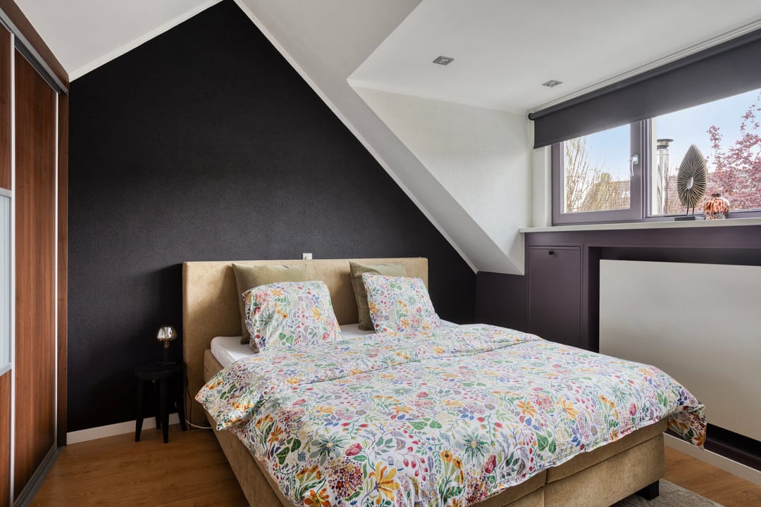 Fully Extended Move-in Ready Corner Home with Garage and Spacious Serre — 27