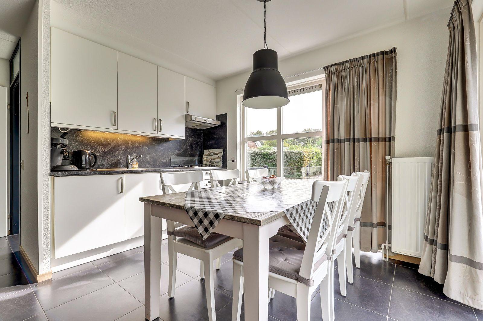 Foto 9 van Pholas 12