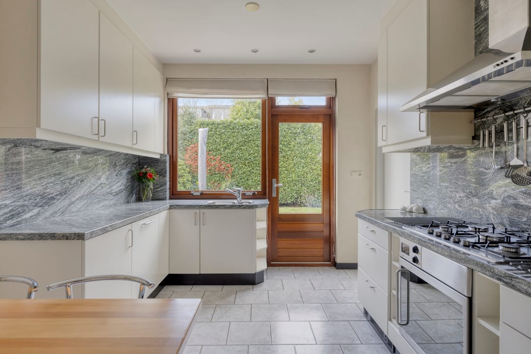 Foto 11 van Korte Voren 10