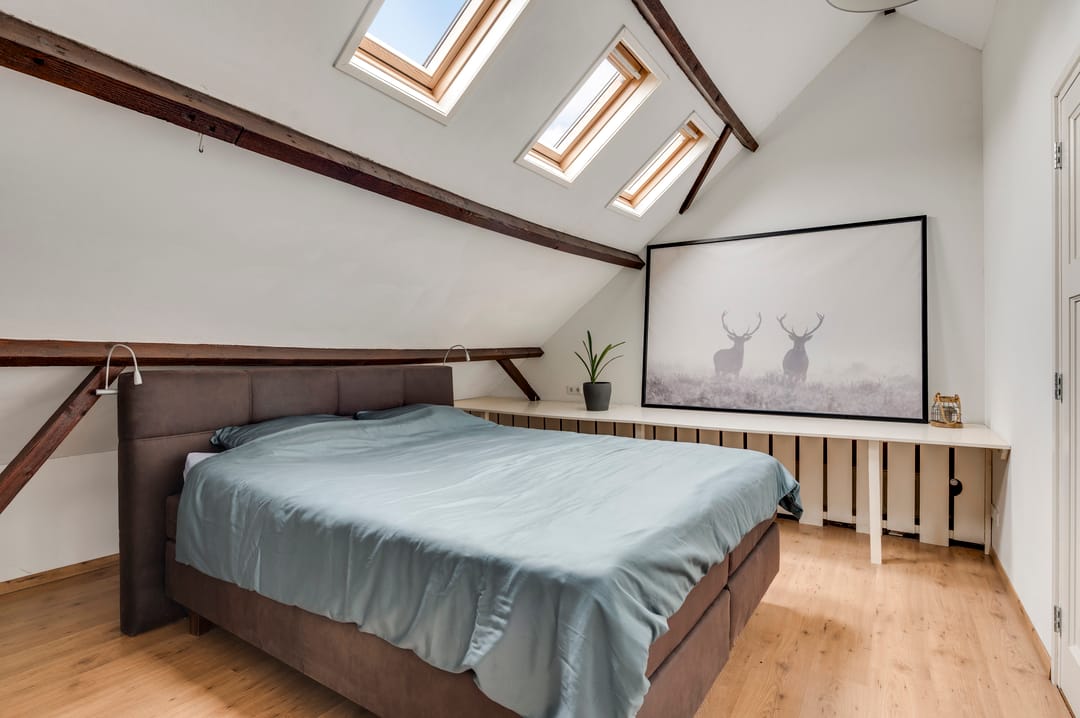 Characterful Semi-Detached Farmhouse with Six Bedrooms in Soerendonk — 41
