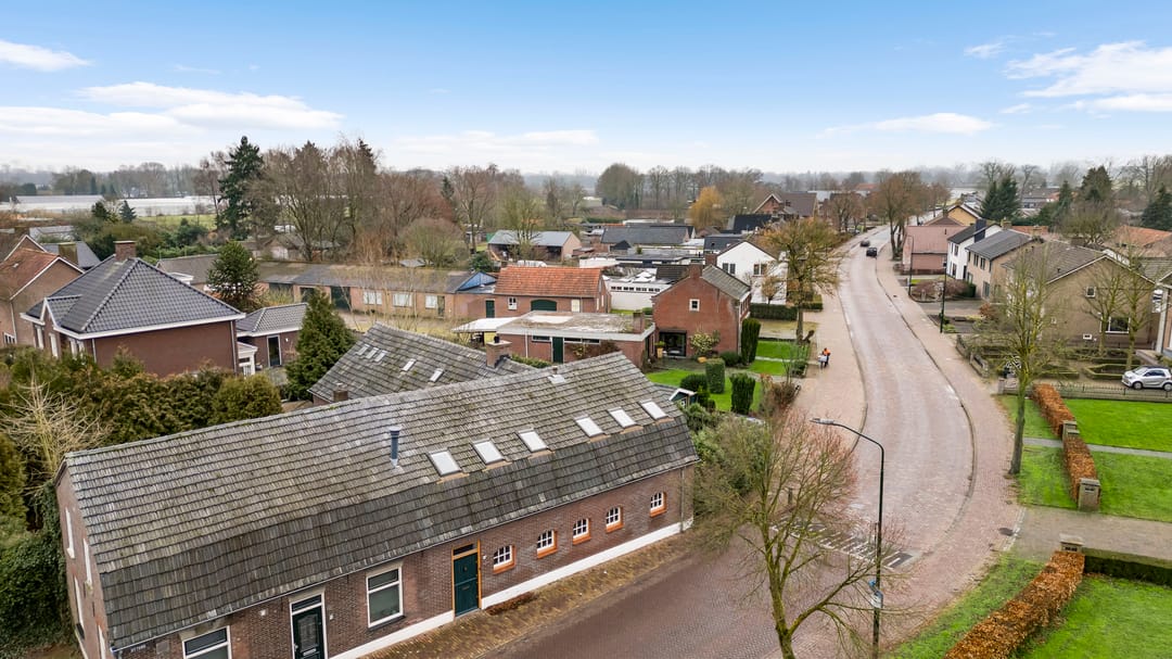 Characterful Semi-Detached Farmhouse with Six Bedrooms in Soerendonk — 51