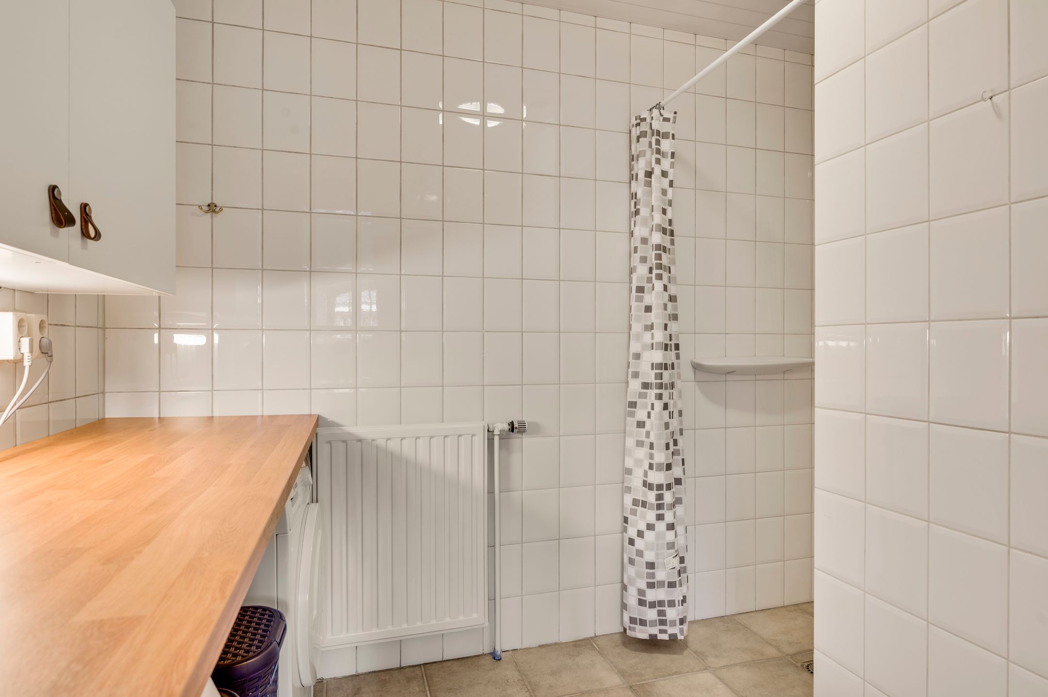 Characterful Semi-Detached Farmhouse with Six Bedrooms in Soerendonk — 19