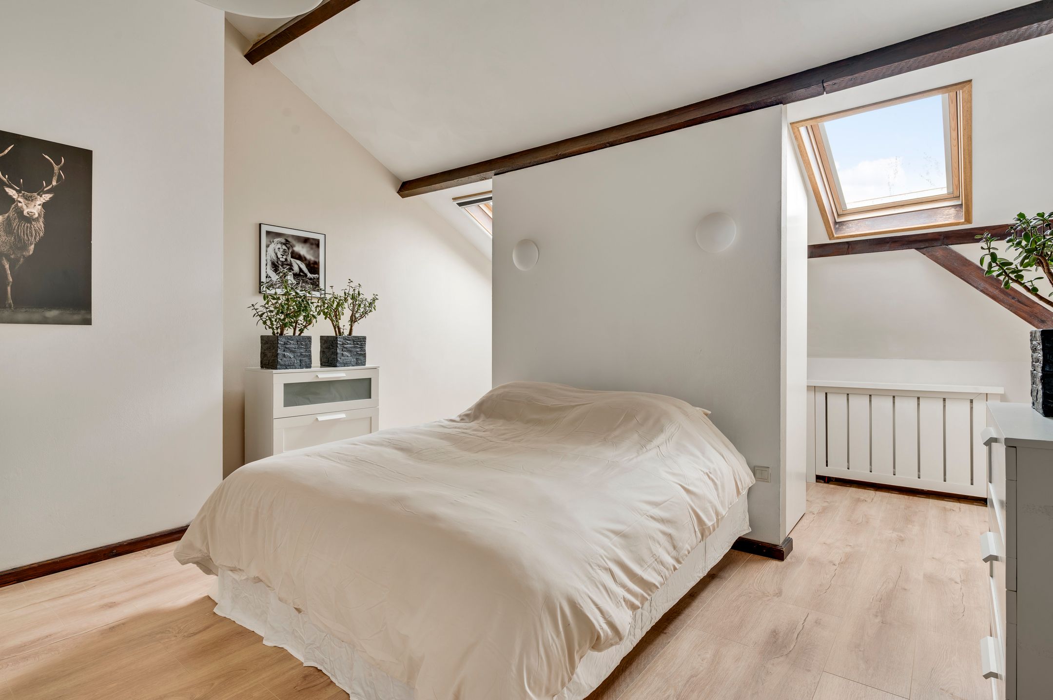 Characterful Semi-Detached Farmhouse with Six Bedrooms in Soerendonk — 31