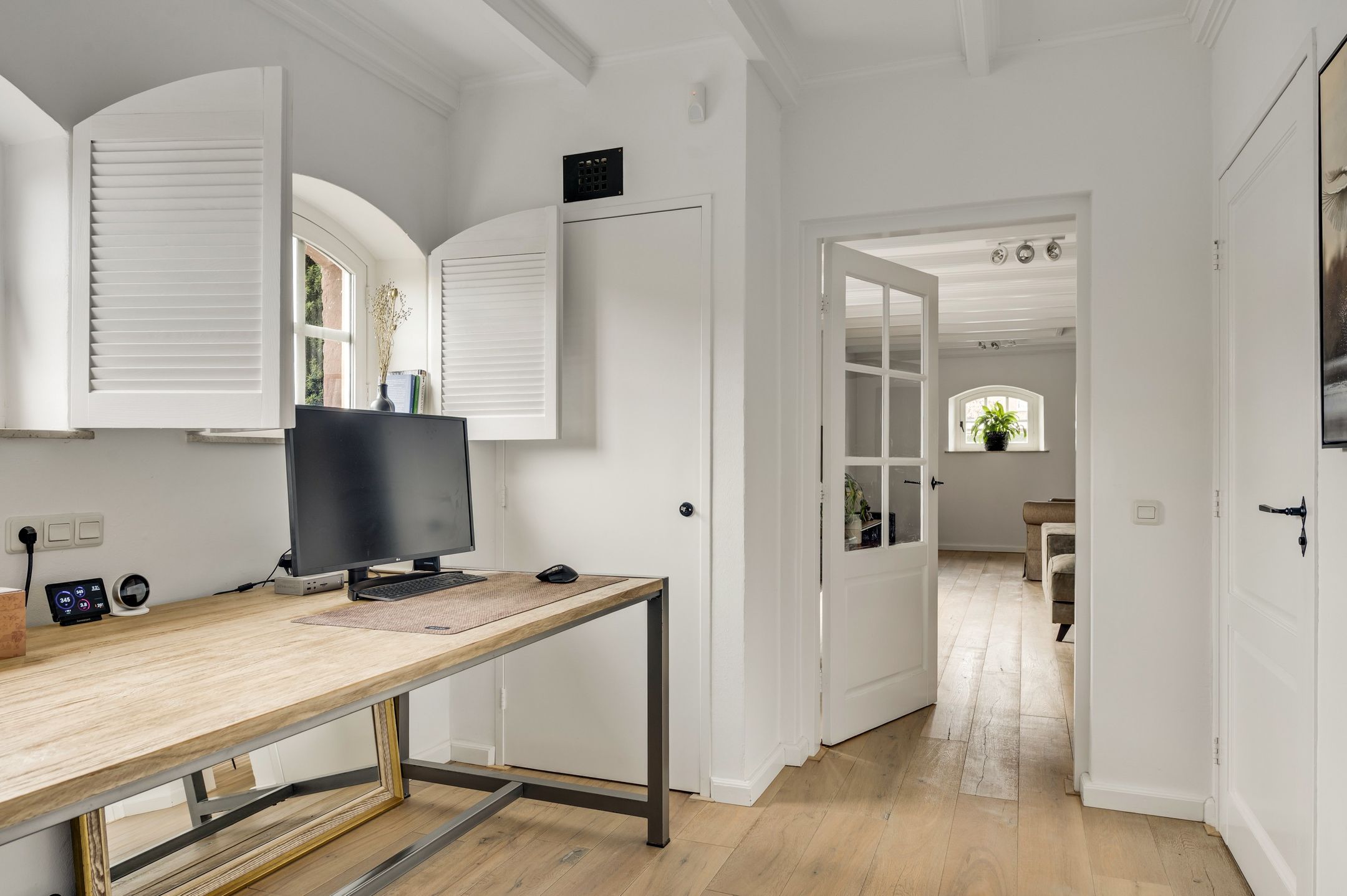 Characterful Semi-Detached Farmhouse with Six Bedrooms in Soerendonk — 16