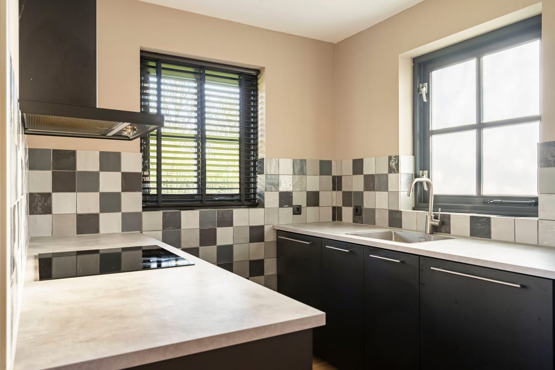 Luxury Farmhouse with B&B and Care Potential in Rural Made — 48