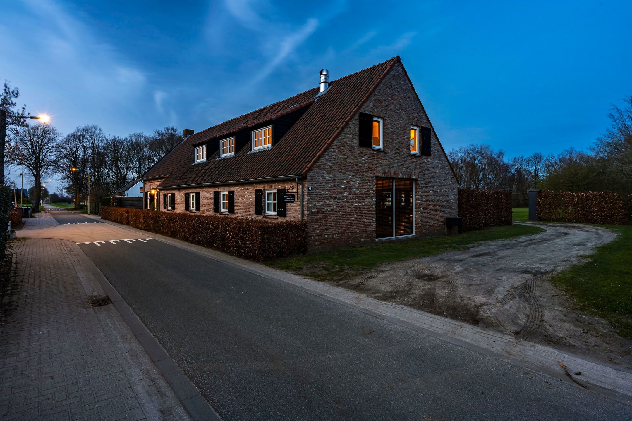 Luxury Farmhouse with B&B and Care Potential in Rural Made — 66