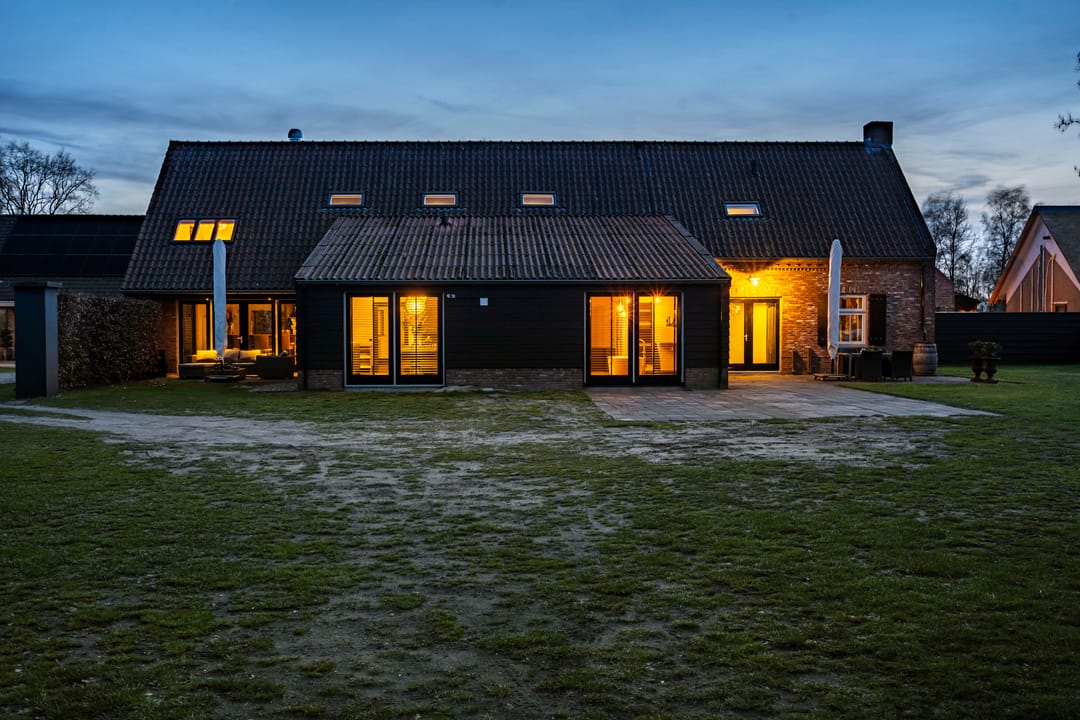 Luxury Farmhouse with B&B and Care Potential in Rural Made — 58