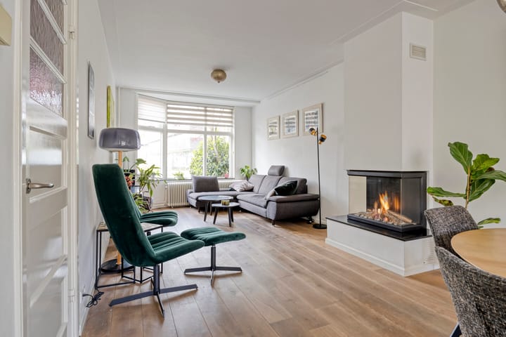 Photo 3 of Anna van Engelandstraat 9