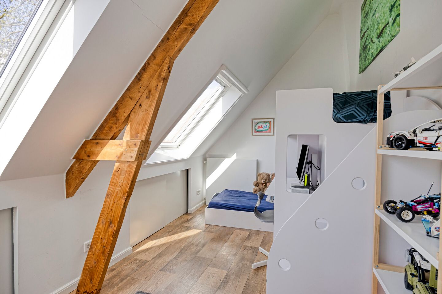 Foto 25 van Anna van Engelandstraat 9