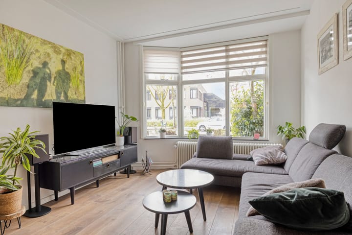 Photo 4 of Anna van Engelandstraat 9