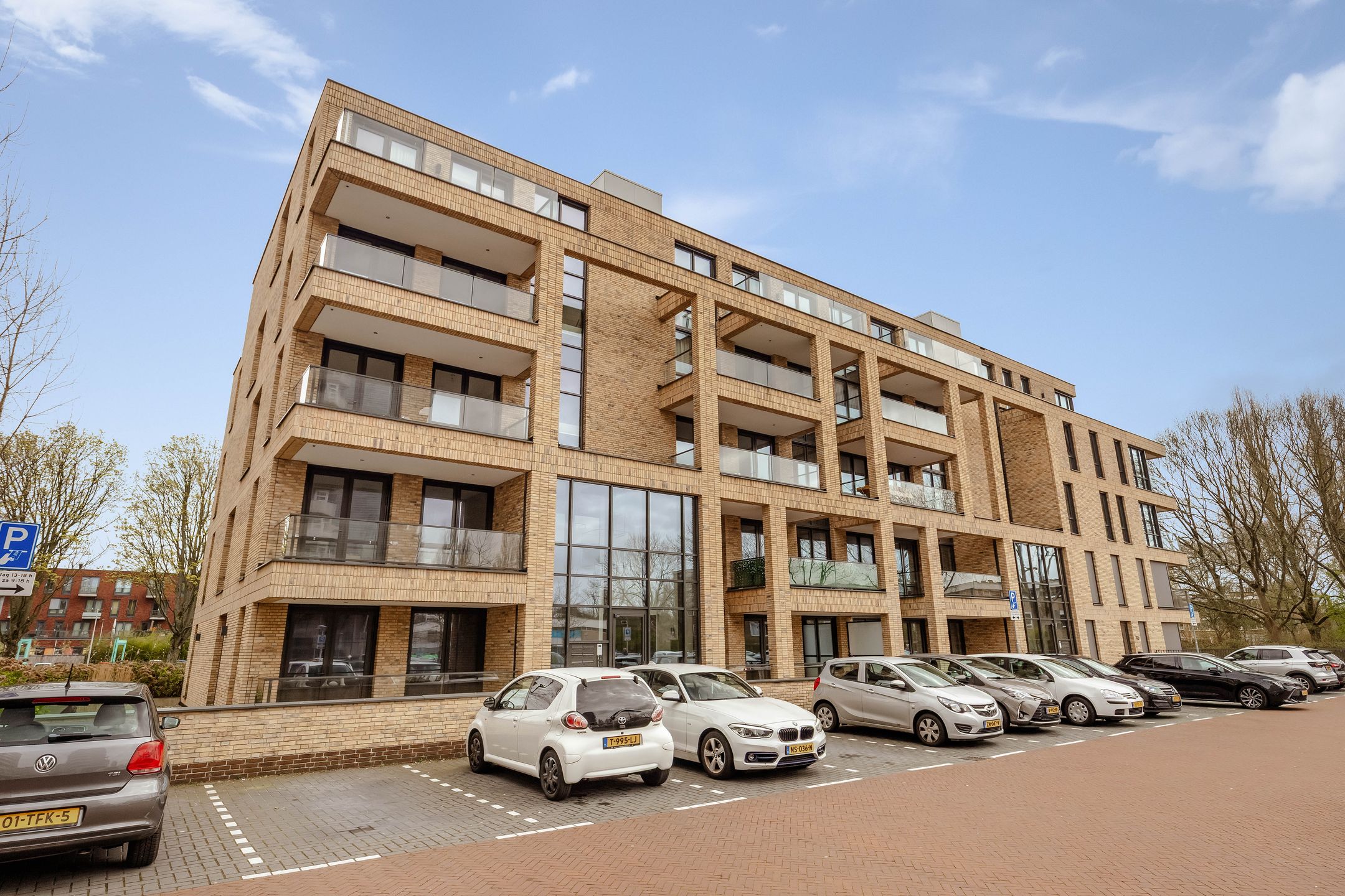 Foto 21 van Kostverlorenhof 184