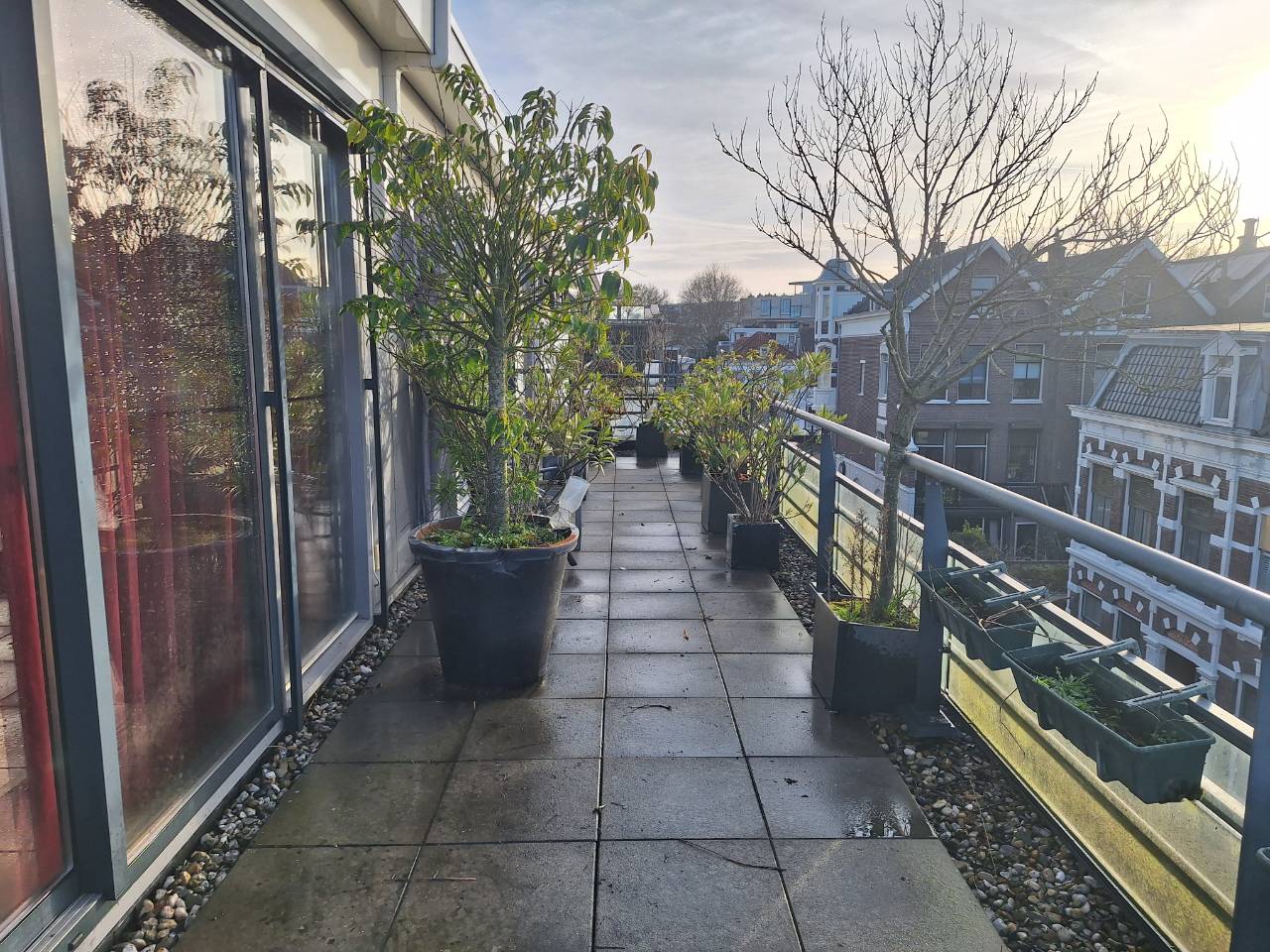 Penthouse with Large Roof Terrace Near Dordrecht Centre — 29