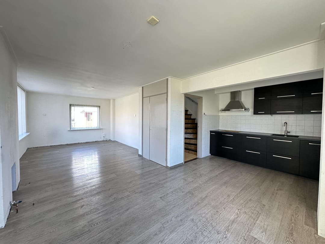 Photo 2 of Hosterd 41