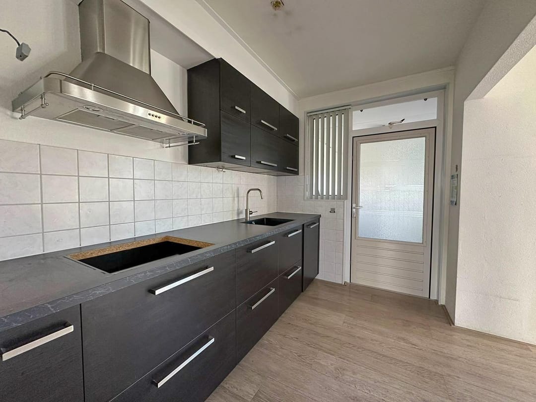 Photo 11 of Hosterd 41