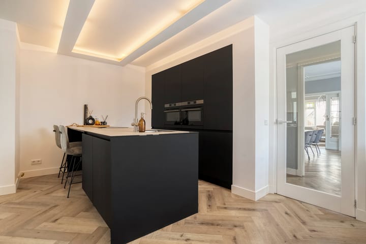 Photo 2 of Westeinde 469