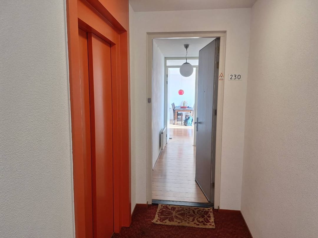 Photo 11 of Kromhout 230