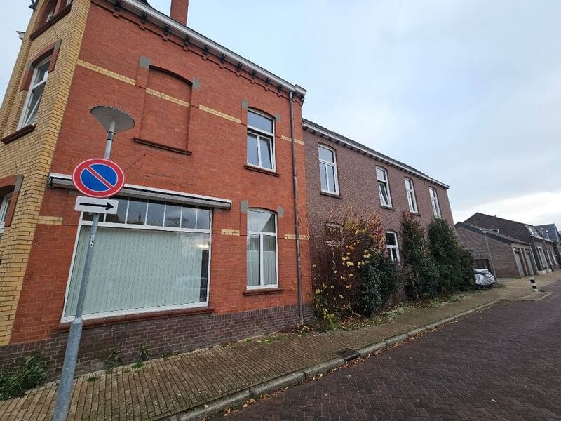 Foto 6 van Spoorstraat 15