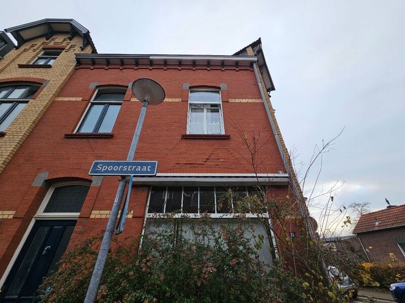 Foto 9 van Spoorstraat 15