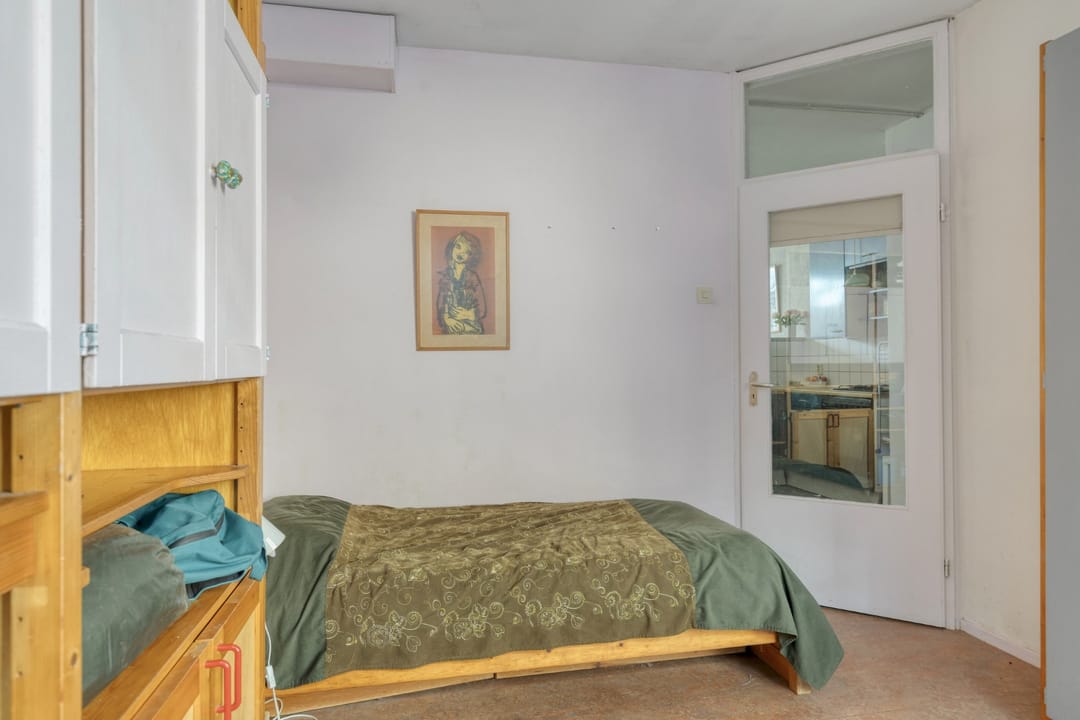 Ground floor apartment with south-facing garden by the historic city wall in Zwolle — 13