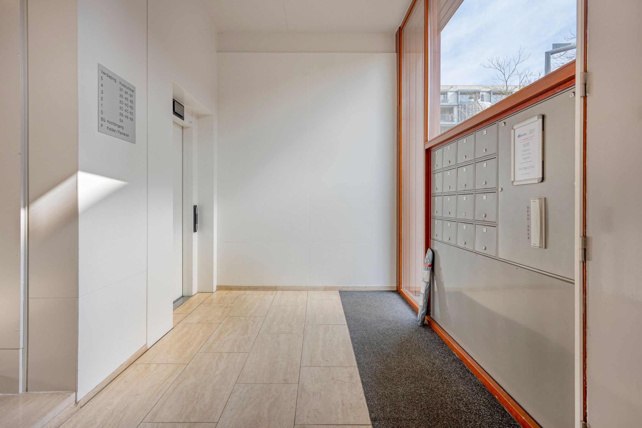 Foto 9 van Daemslunet 6-E