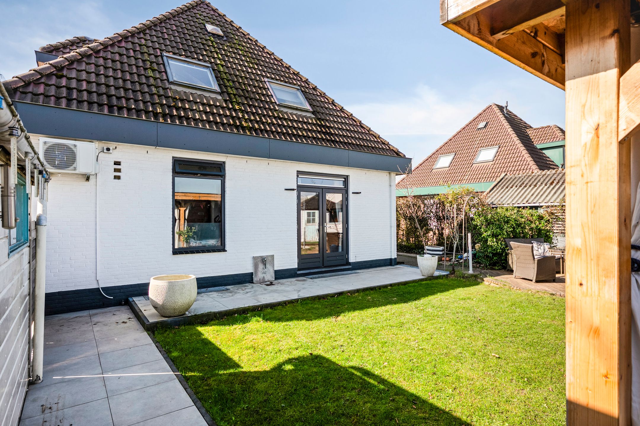 Spacious detached house with basement and modern living kitchen in Born — 24