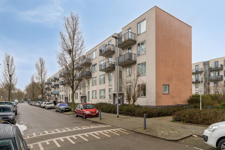 Photo 2 of Van Noortwijckstraat 304