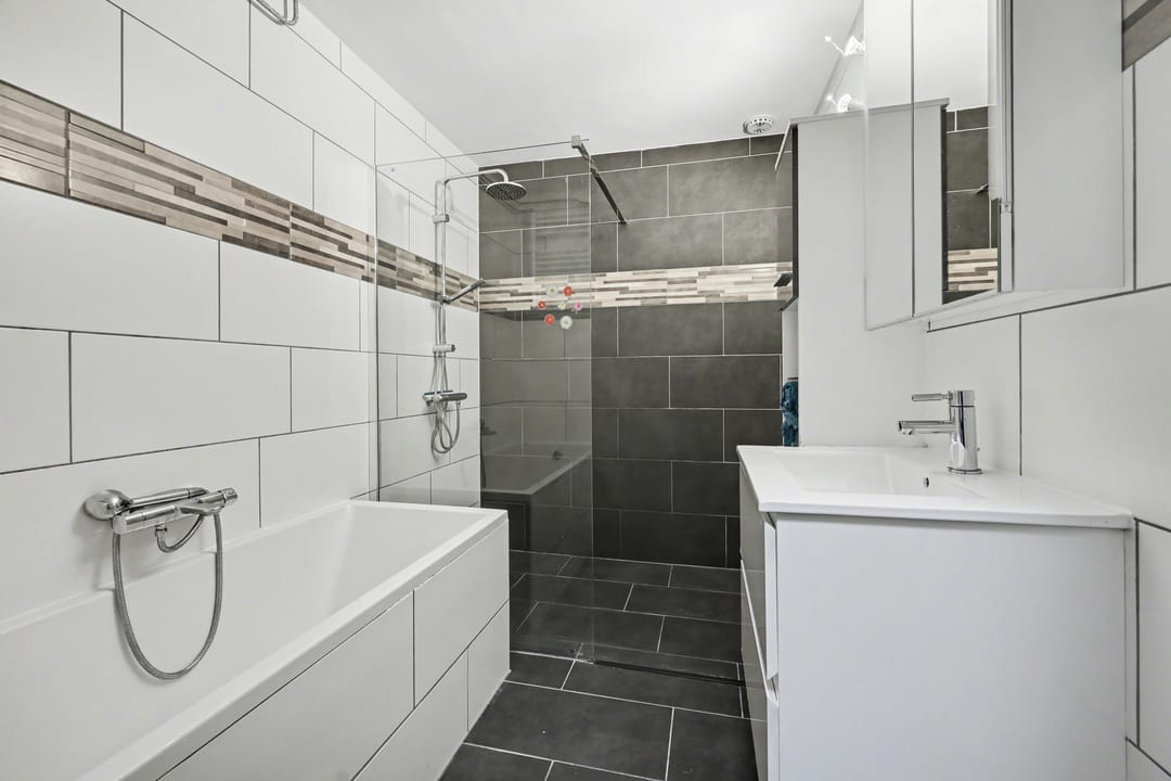 Well-maintained semi-bungalow with garage and sunny garden in Nijmegen — 20