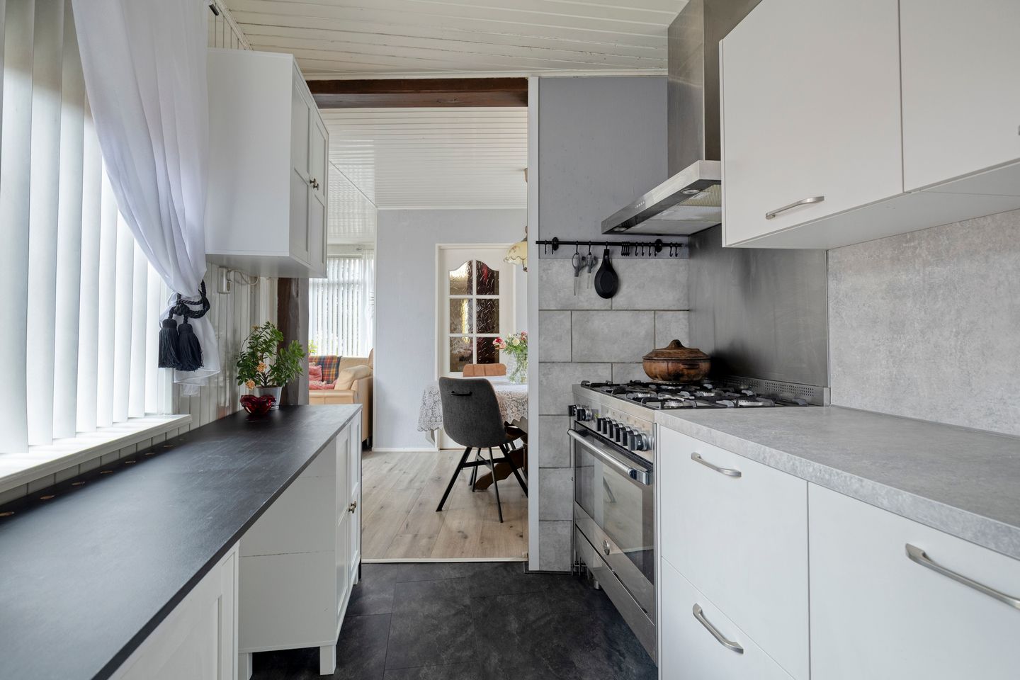 Photo 14 of Bilderdijklaan 68