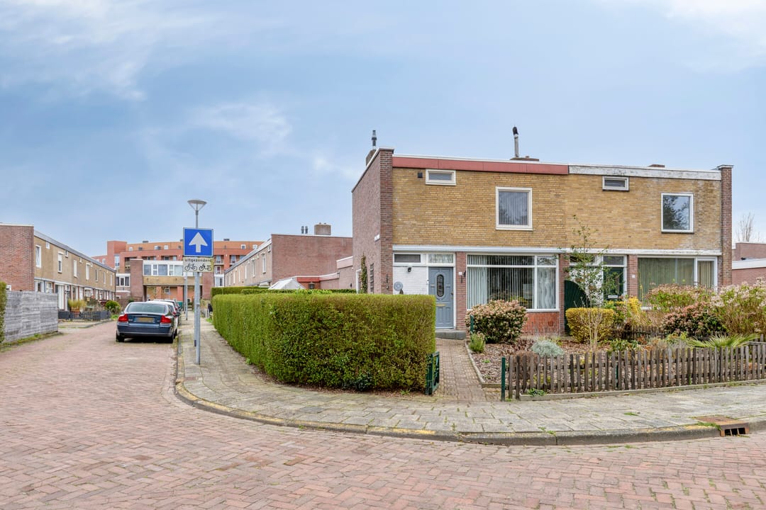 Photo 38 of Bilderdijklaan 68