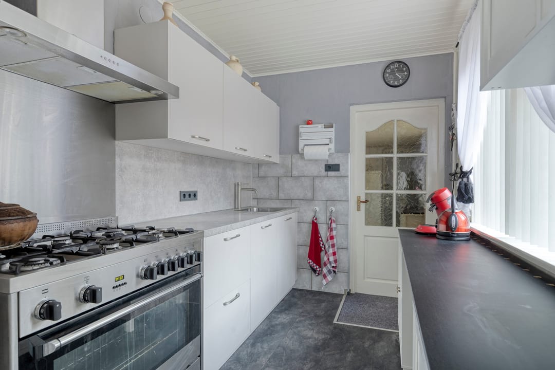 Photo 11 of Bilderdijklaan 68