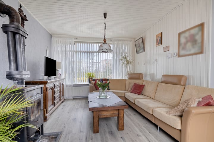 Photo 4 of Bilderdijklaan 68