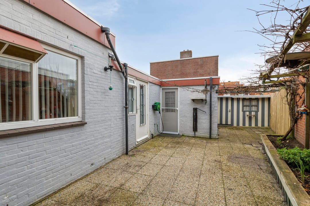 Photo 28 of Bilderdijklaan 68